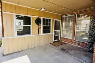 4213 Forestedge Dr, Grand Prairie, TX 75052 - Photo 31