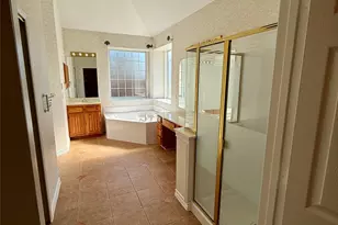 4213 Forestedge Dr, Grand Prairie, TX 75052 - Photo 15