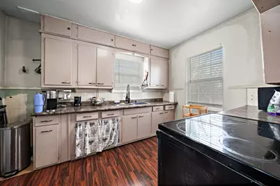 2119 Alexander Avenue, Waco, TX 76708 - Photo 9