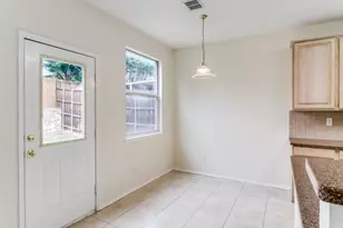 1105 Windhaven Cir, Lewisville, TX 75067 - Photo 13