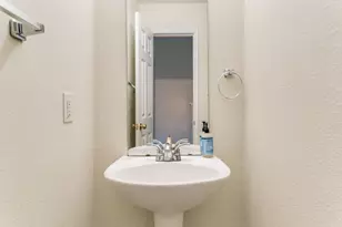 1105 Windhaven Cir, Lewisville, TX 75067 - Photo 19