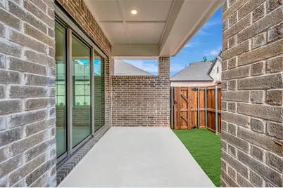 2155 Spotted Fawn Drive, Arlington, TX 76005 - Photo 3