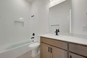 2155 Spotted Fawn Dr, Arlington, TX 76005 - Photo 11