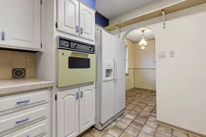 100 Linden Lane, Hewitt, TX 76643 - Photo 11