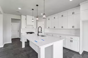 576 Highview Ct, Godley, TX 76044 - Photo 13