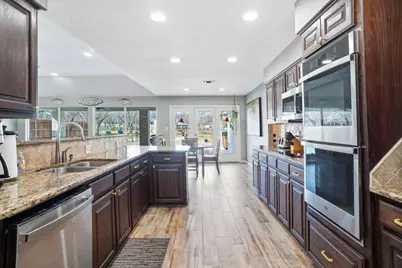 7611 Ravenswood Road, Granbury, TX 76049 - Photo 13