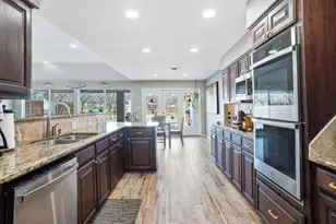 7611 Ravenswood Rd, Granbury, TX 76049 - Photo 13