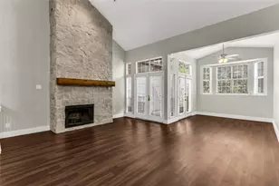 3235 Cole Ave, Dallas, TX 75204 - Photo 3