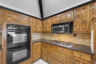 6018 Raleigh Dr, Garland, TX 75044 - Photo 7