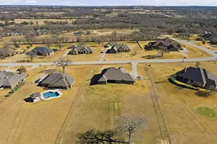 162 Ellis Spring Dr, Weatherford, TX 76085 - Photo 37