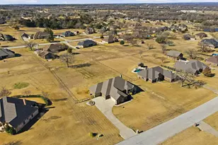 162 Ellis Spring Dr, Weatherford, TX 76085 - Photo 35