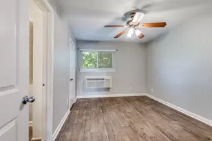 1505 W Lovers Ln, Arlington, TX 76013 - Photo 7