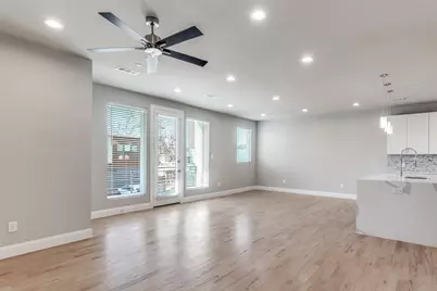 4401 Cabell Drive #103, Dallas, TX 75204 - Photo 7