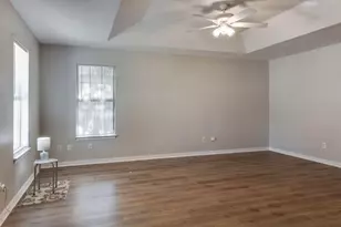 3325 Avenue L, Fort Worth, TX 76105 - Photo 9