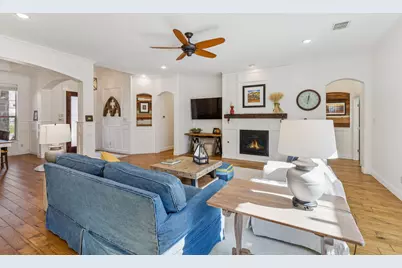 6073 The Resort Boulevard, Fort Worth, TX 76179 - Photo 7