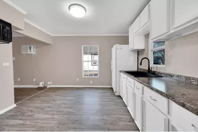 416 E Avenue F, Midlothian, TX 76065 - Photo 11