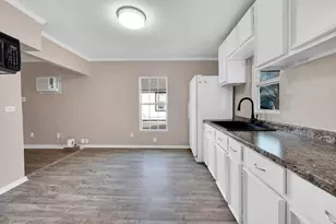 416 E Avenue F, Midlothian, TX 76065 - Photo 11