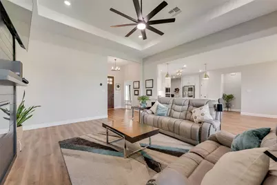 1044 Encino Court, Wills Point, TX 75169 - Photo 3