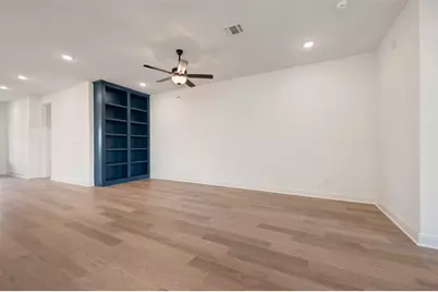 2085 Emerald Grove Drive, Arlington, TX 76005 - Photo 21