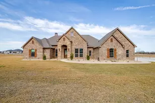 460 Royal Santana Run, Weatherford, TX 76087 - Photo 1