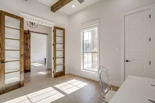 460 Royal Santana Run, Weatherford, TX 76087 - Photo 5