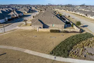 1117 Chambers Creek Cv, McKinney, TX 75071 - Photo 5