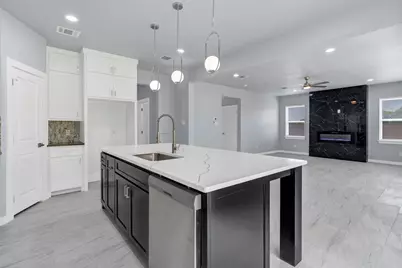 588 Highview Court, Godley, TX 76044 - Photo 15