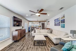 1008 W White Ave, McKinney, TX 75069 - Photo 3