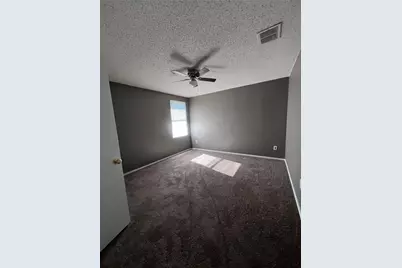 512 Magdalen Avenue, Crowley, TX 76036 - Photo 13