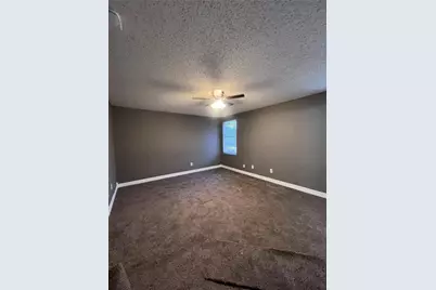 512 Magdalen Avenue, Crowley, TX 76036 - Photo 5