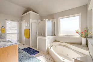 801 Creek Hollow Ln, Fort Worth, TX 76131 - Photo 25