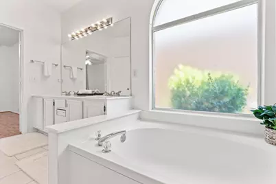 611 Lake Bridge Drive, Lake Dallas, TX 75065 - Photo 15