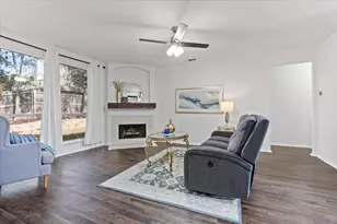 611 Lake Bridge Dr, Lake Dallas, TX 75065 - Photo 5