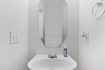 611 Lake Bridge Drive, Lake Dallas, TX 75065 - Photo 17