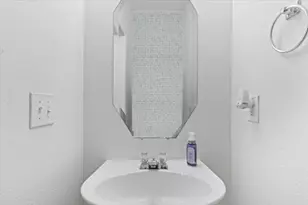 611 Lake Bridge Dr, Lake Dallas, TX 75065 - Photo 17