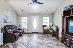 400 S Powell St, Corsicana, TX 75110 - Photo 9