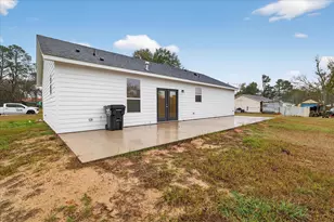 695 Ravine St, Emory, TX 75440 - Photo 11