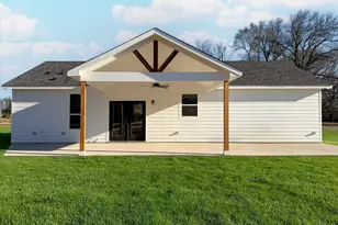 695 Ravine St, Emory, TX 75440 - Photo 3