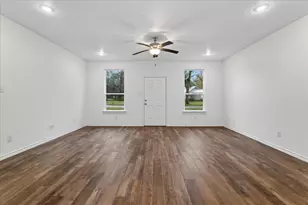 695 Ravine St, Emory, TX 75440 - Photo 15