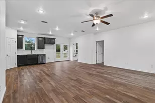 695 Ravine St, Emory, TX 75440 - Photo 9