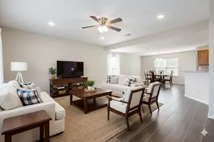 320 Sunrise, Lampasas, TX 76550 - Photo 3