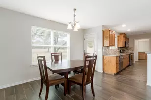 320 Sunrise, Lampasas, TX 76550 - Photo 7