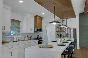 1237 Airline Dr, Grapevine, TX 76051 - Photo 11