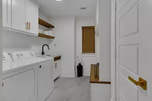 1237 Airline Dr, Grapevine, TX 76051 - Photo 31