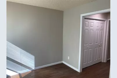 1607 N Nolan River Road #D, Cleburne, TX 76033 - Photo 5