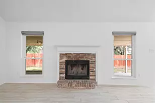 8009 Alamo Ct, North Richland Hills, TX 76180 - Photo 5