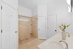 8009 Alamo Ct, North Richland Hills, TX 76180 - Photo 15