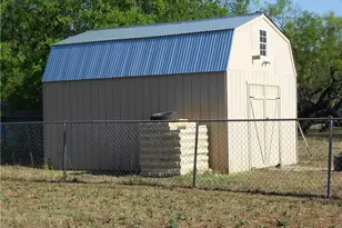 565 Main St, Lawn, TX 79530 - Photo 11