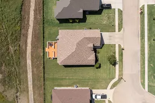 1205 Carnoustie Dr, Ennis, TX 75119 - Photo 33