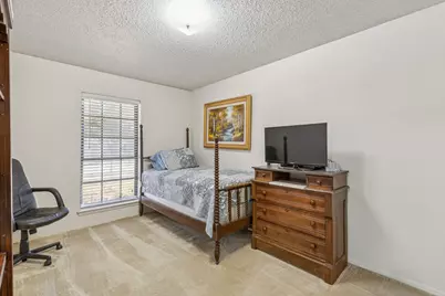 2009 Glenbrook Meadows Drive, Garland, TX 75040 - Photo 9